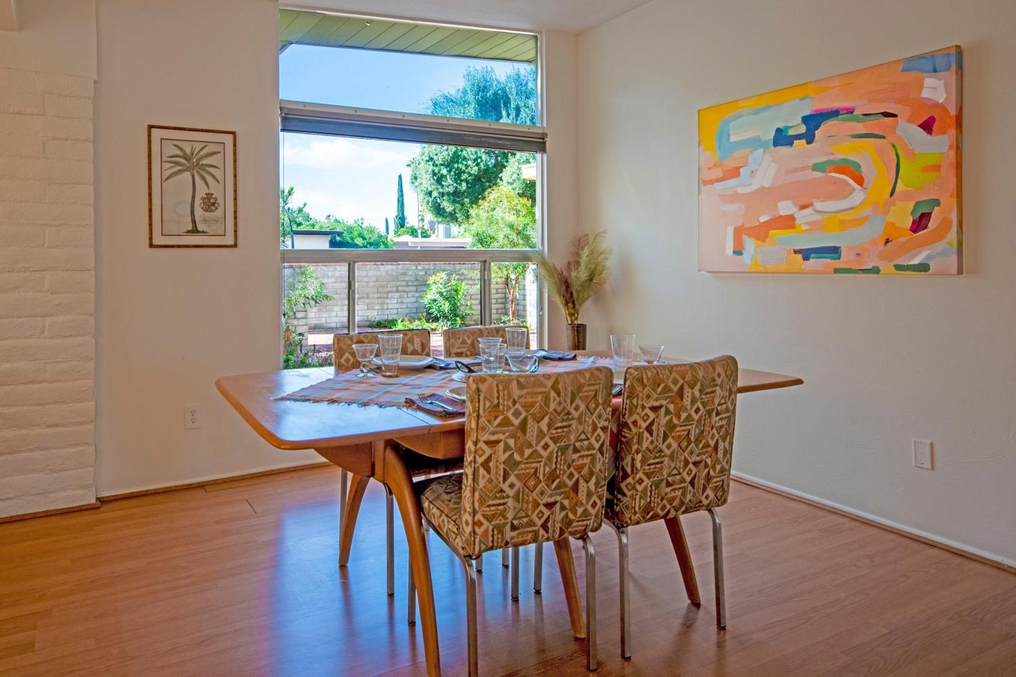 Holiday home Mid-century 4br Ranch With Private Pool, 1m To Pickleball