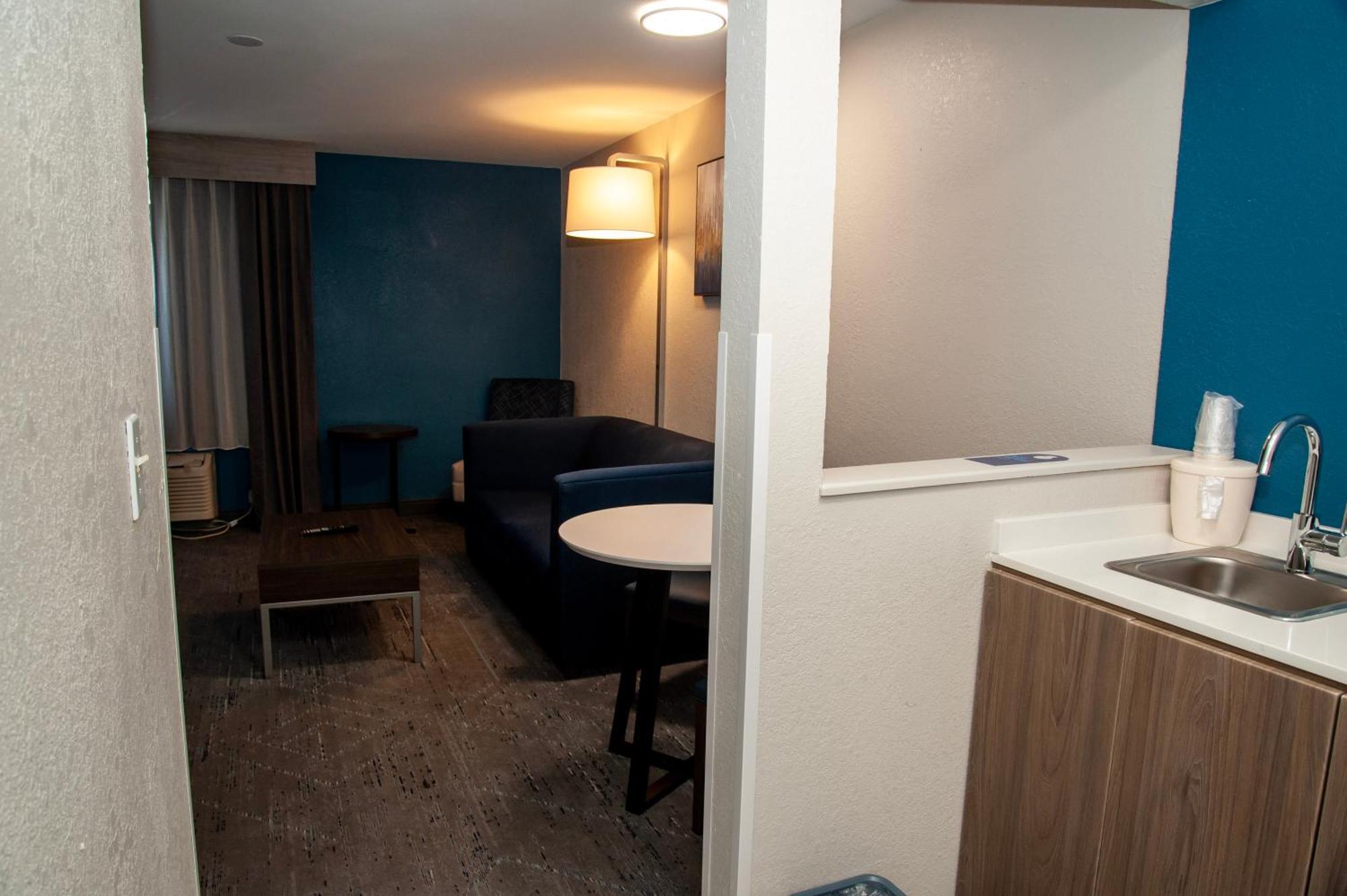Express Tucson-airport By Ihg Hotel Tucson