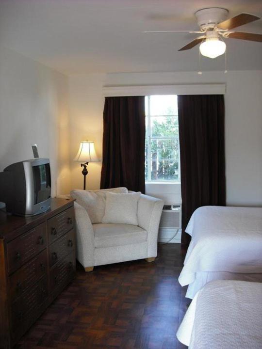 Motel La Siesta 2*