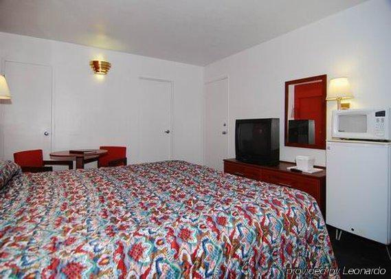 Hotel Econo