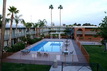 Glh Motel 2*