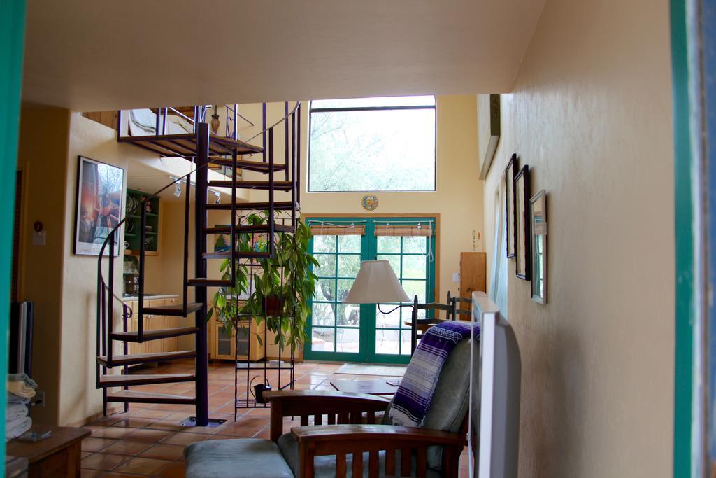 Azure Gate Bed & Breakfast 3*