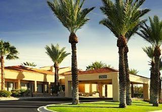 Hotel Courtyard Airport 3*
