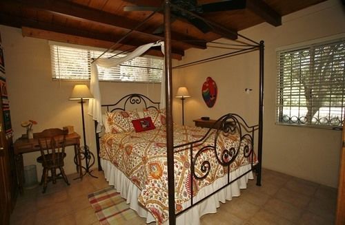 Bed & Breakfast Sam Hughes