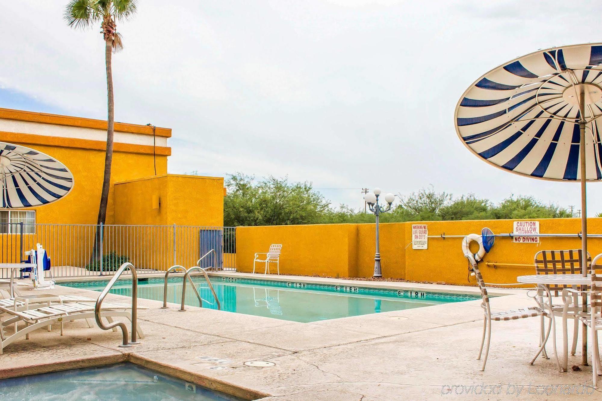 Hotel 6 Tucson, Az Airport Kino Sports Complex