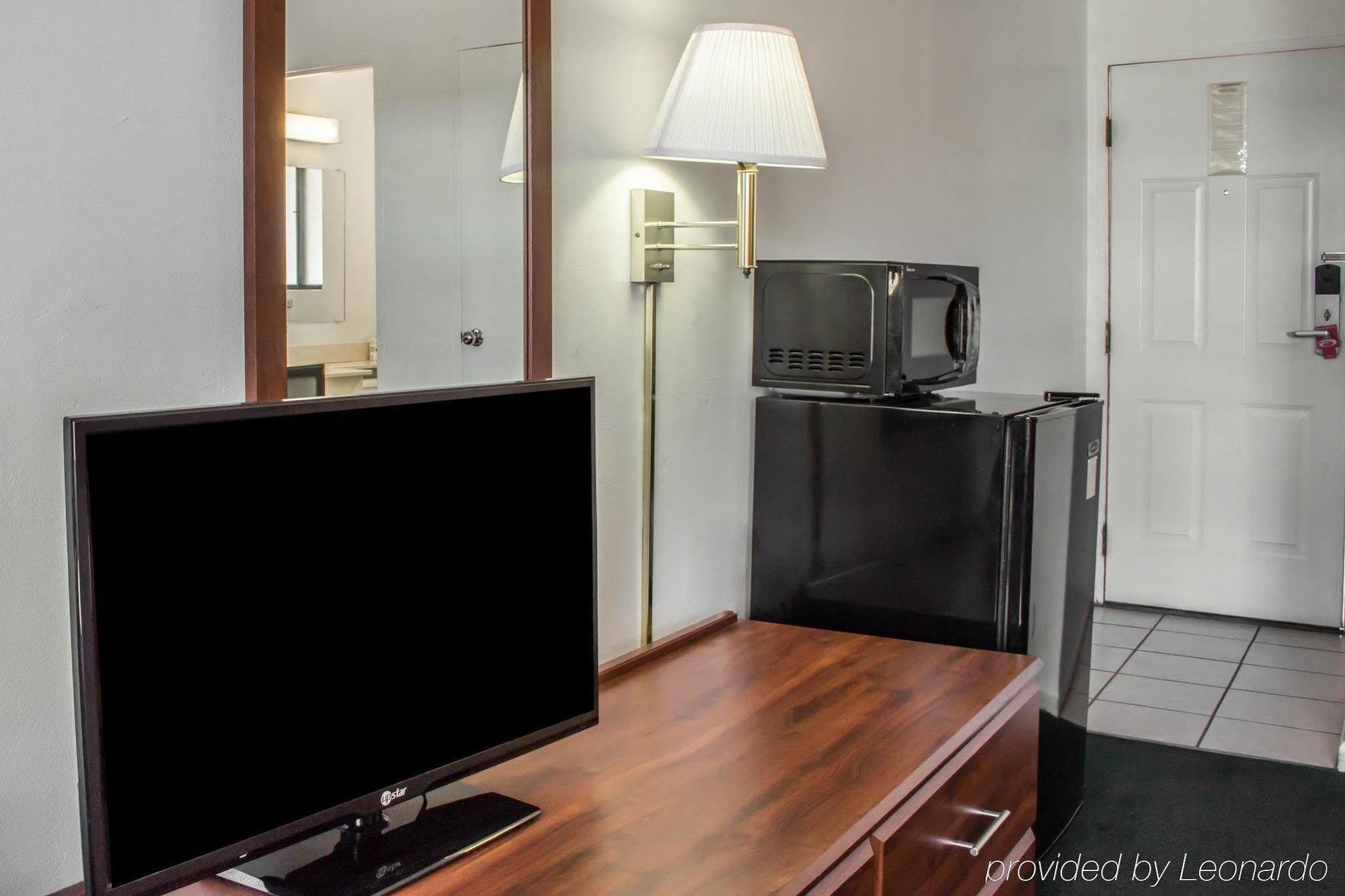 Hotel Econo 2*
