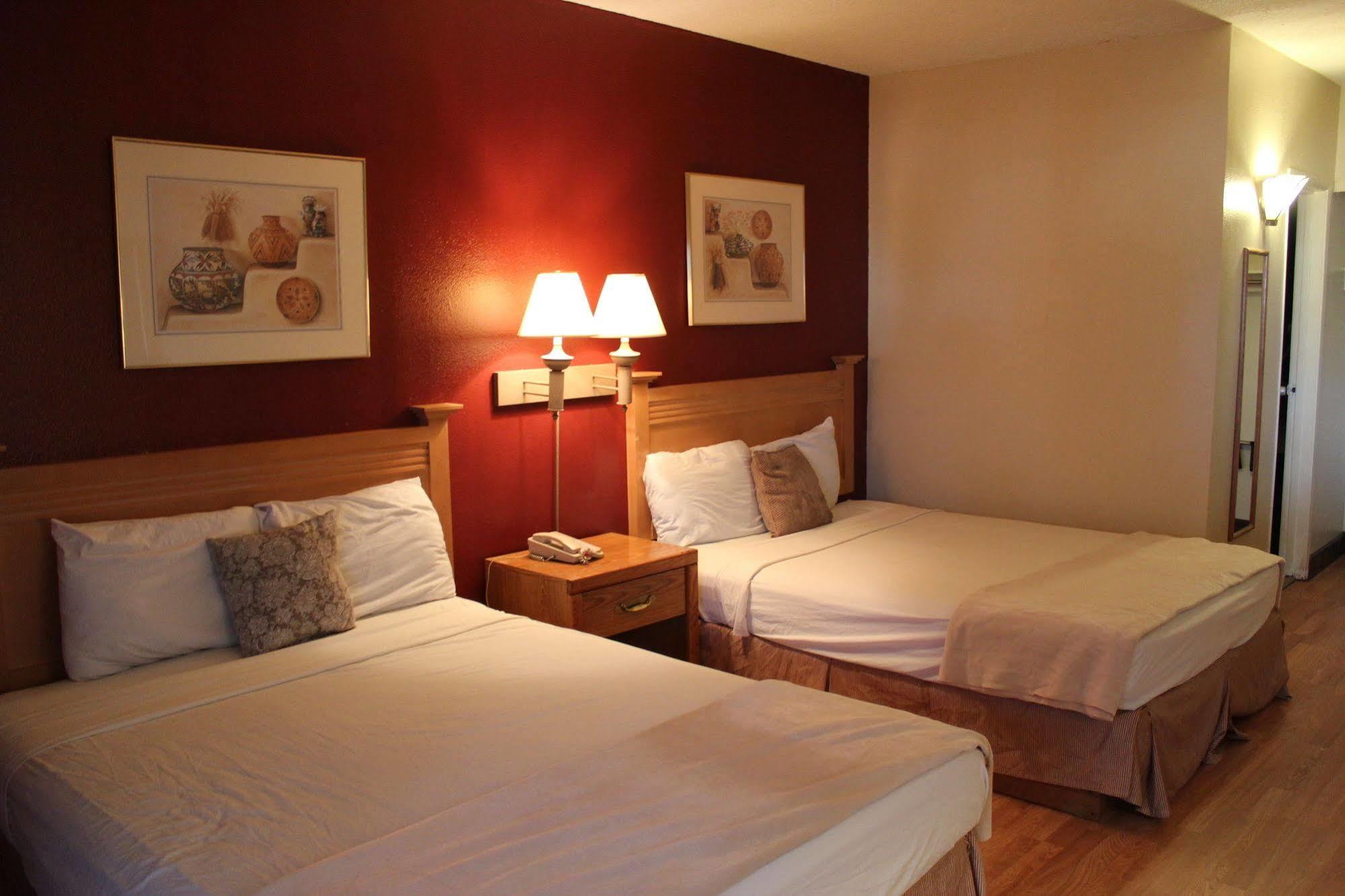 Hotel Fortuna And Tucson