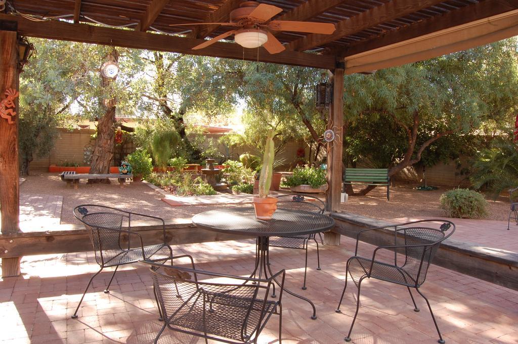 Sam Hughes Bed & Breakfast