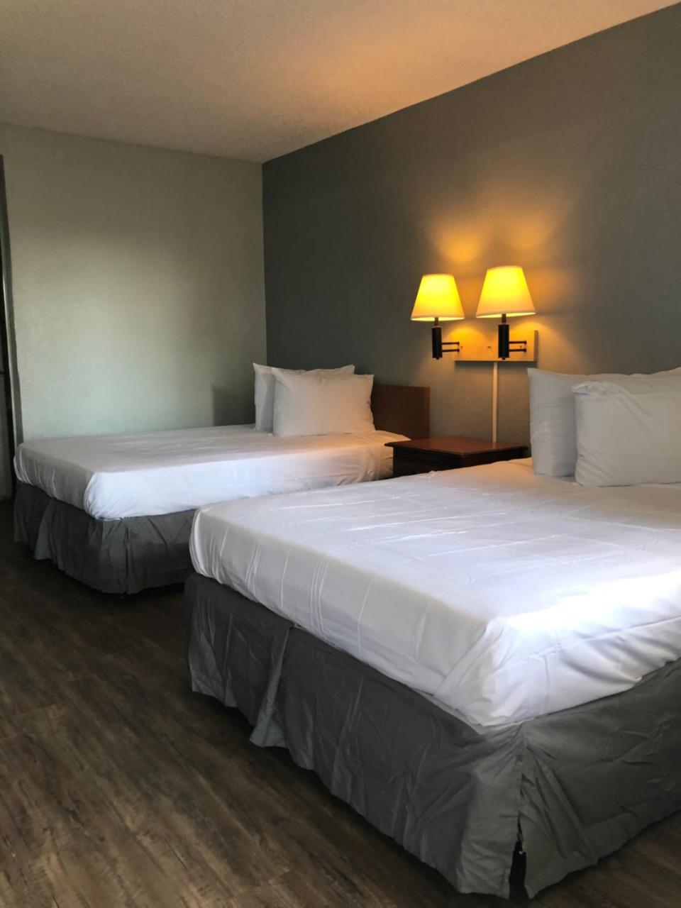 Minsk - Extended Stay, I-10 Airport Motel 2*