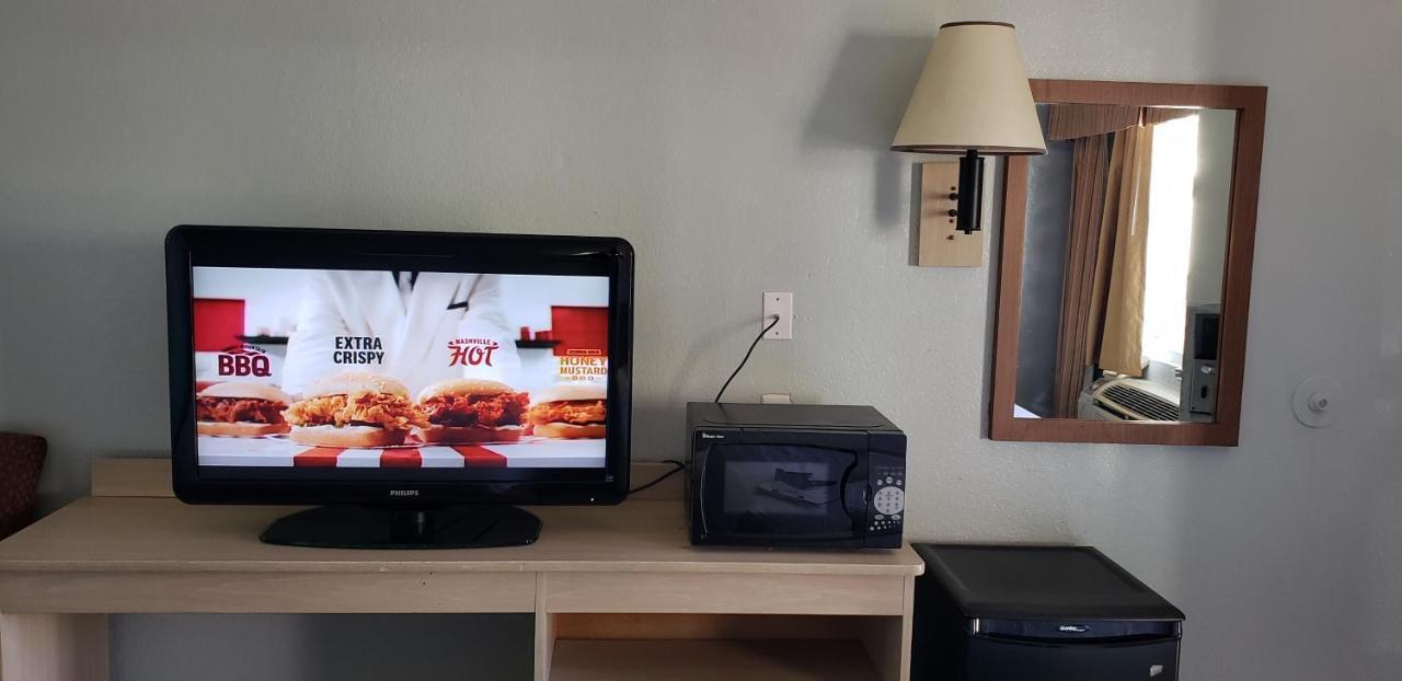 Minsk - Extended Stay, I-10 Airport Motel Tucson