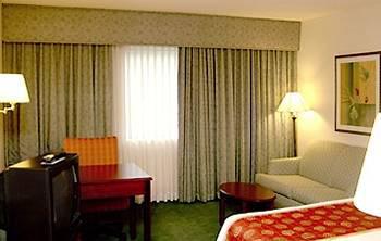 Hotel Courtyard By Marriott Williams Centre